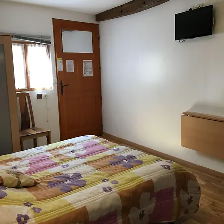 Le Saint Denis Hotel Forges-les-Eaux