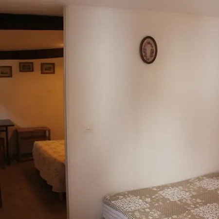 Le Saint Denis Hotel Forges-les-Eaux