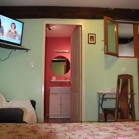 Hotel Le Saint Denis 2*